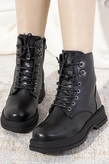 Stivaletti invernali neri...