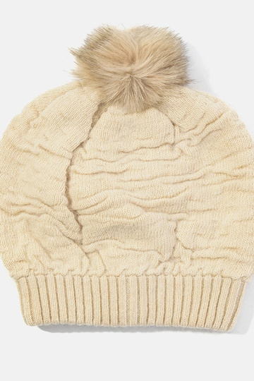 Cappello beige da donna con...