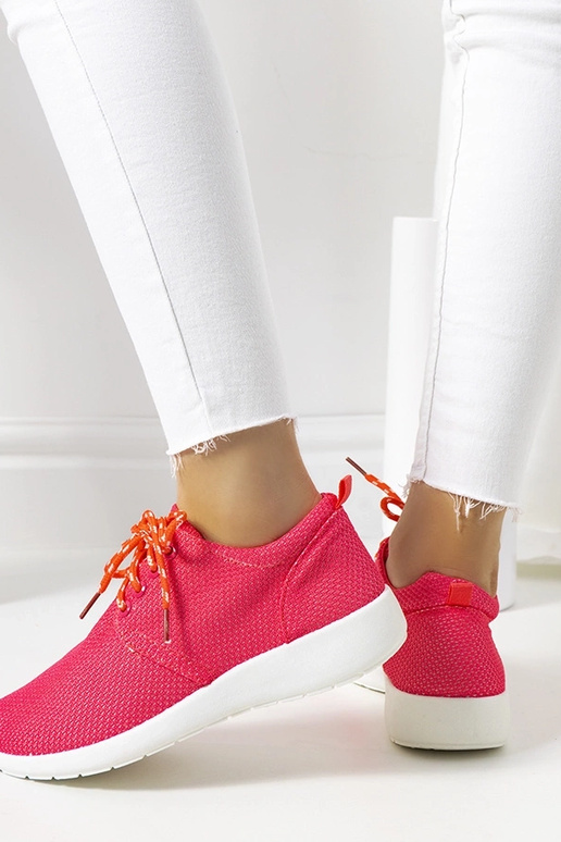 Scarpe sportive rosa, "Targot"