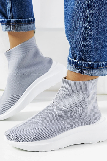 Sneakers alte grigie di... 2