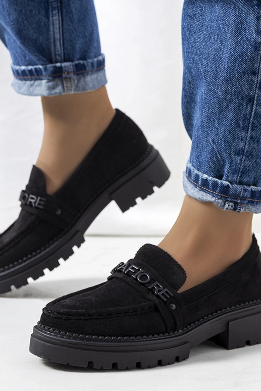 Mocassini neri su suola alta, „Gosens"