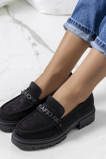 Mocassini neri su suola... 2