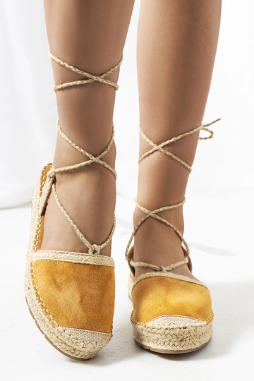 Espadrillas con lacci...