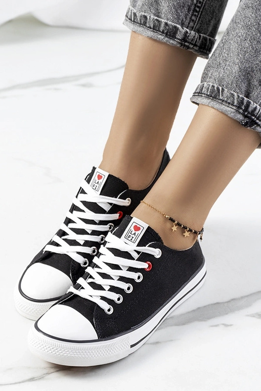 Sneakers classiche nere da donna Kolind