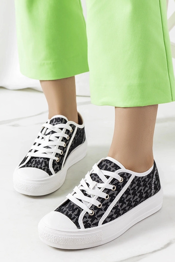 Sneakers Chelms nere