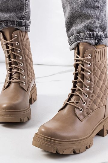 Stivaletti marroni con... 2