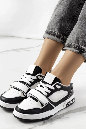 Sneakers da donna Kadie nere 2