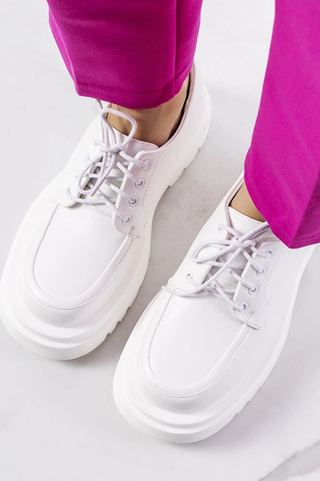 Oxfords bianchi, „Nunes" 2