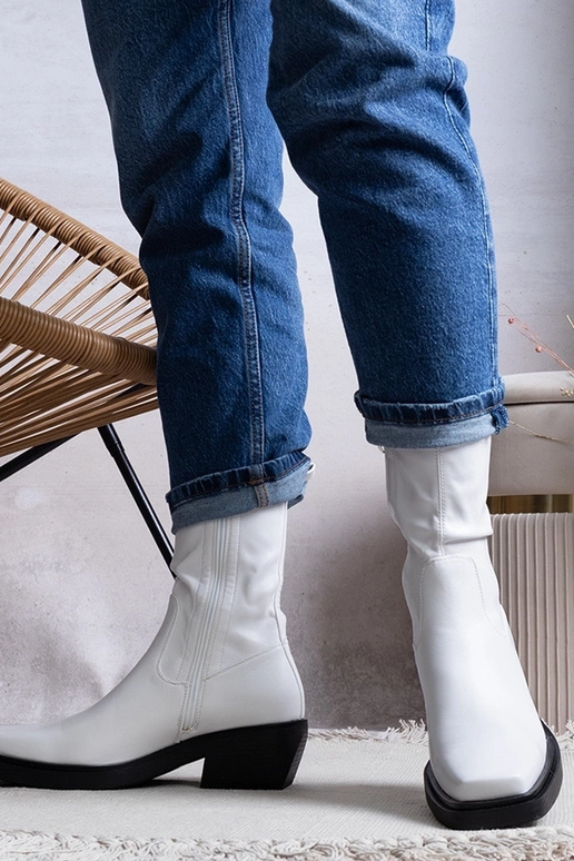 Stivali bianchi con tacco, „Marisa"