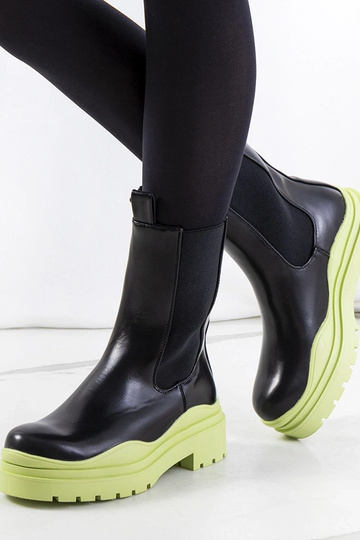 Stivaletti neri con suola verde Nester