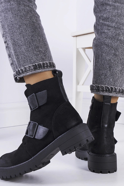 Stivali neri in similpelle...