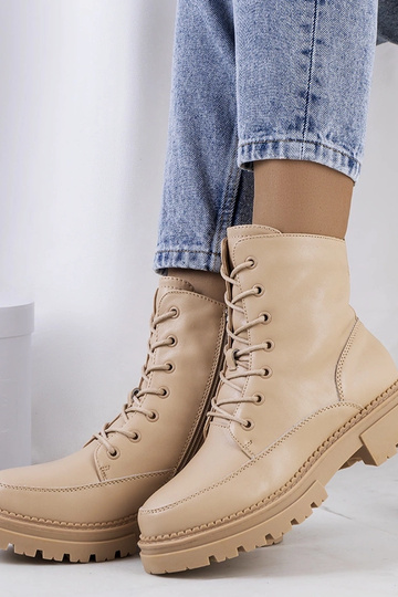 Stivali in similpelle... 2