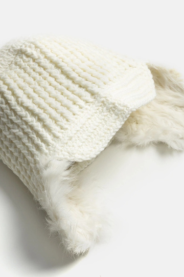 Cappello bianco con paraorecchie Zora
