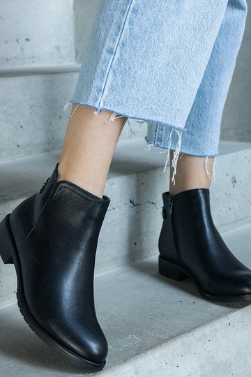 Stivaletti isolati Baida neri