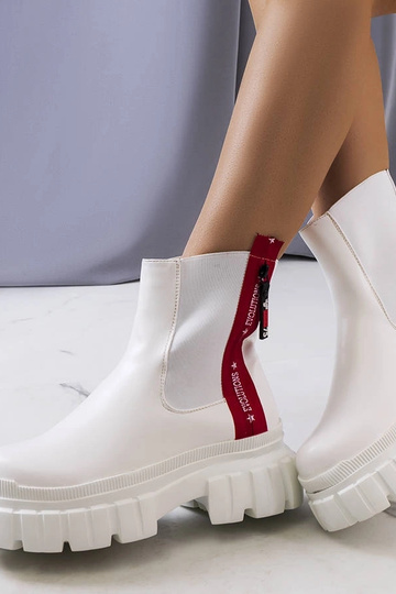 Stivaletti Casta in vernice...