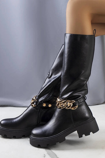 Scarponi Cortino neri isolati 2