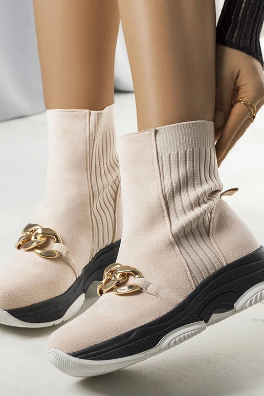 Stivaletti beige Ulster Chain isolati