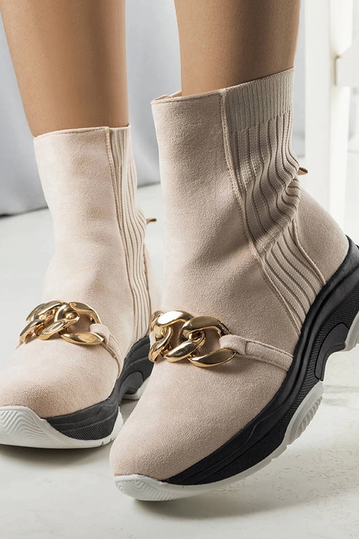 Stivaletti beige Ulster Chain isolati