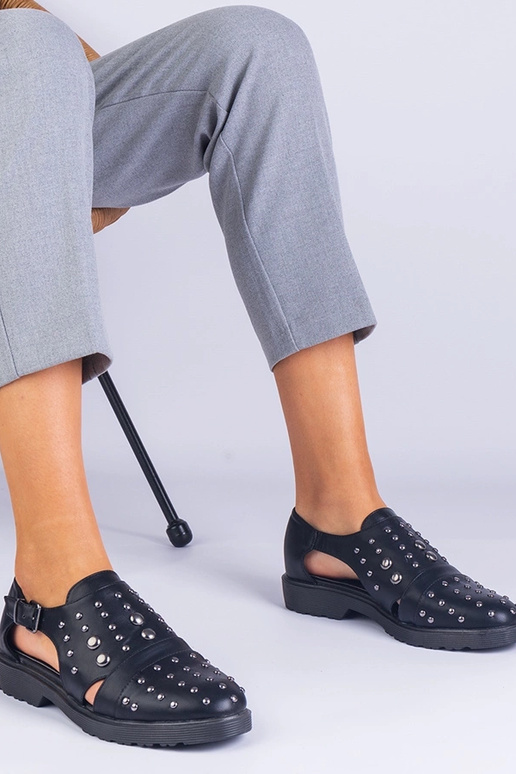 Scarpe nere Eleana con cut-out