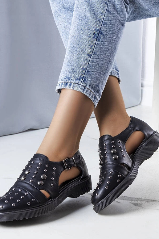 Scarpe nere Eleana con cut-out