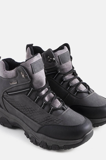 Scarponi da trekking isolati Jaxx Grey 2