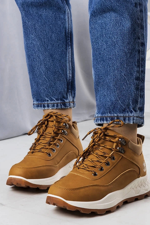 Stivali da donna Durani isolati marroni