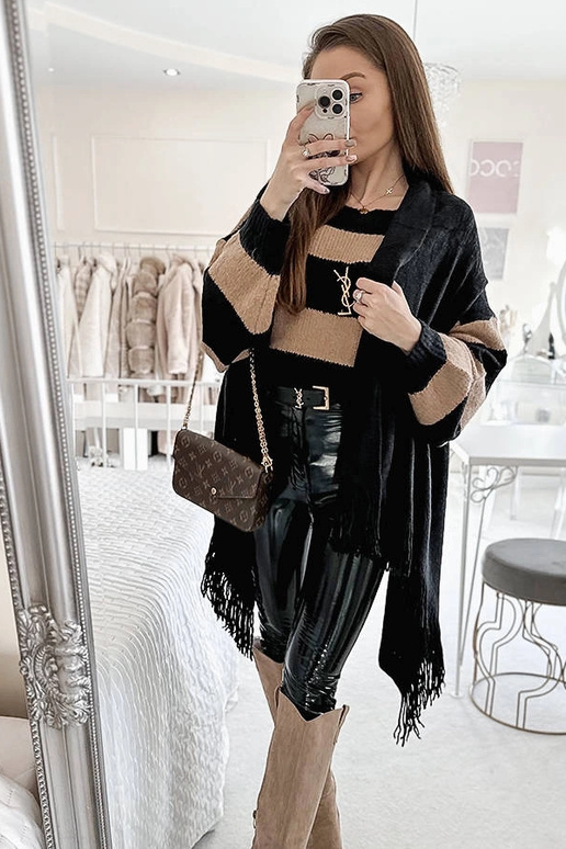 Scialle con frange nere giugno