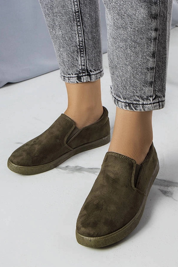 Sneakers verdi in similpelle scamosciata Leroy
