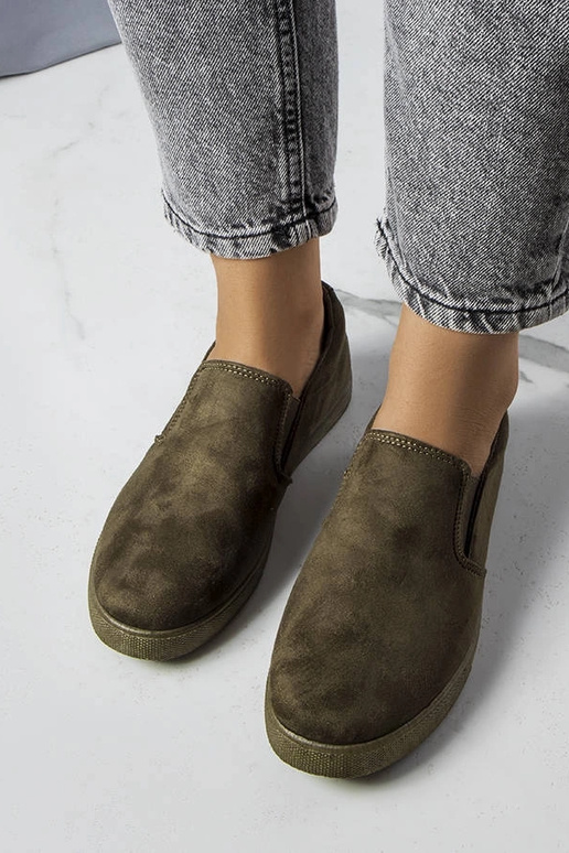 Sneakers verdi in similpelle...