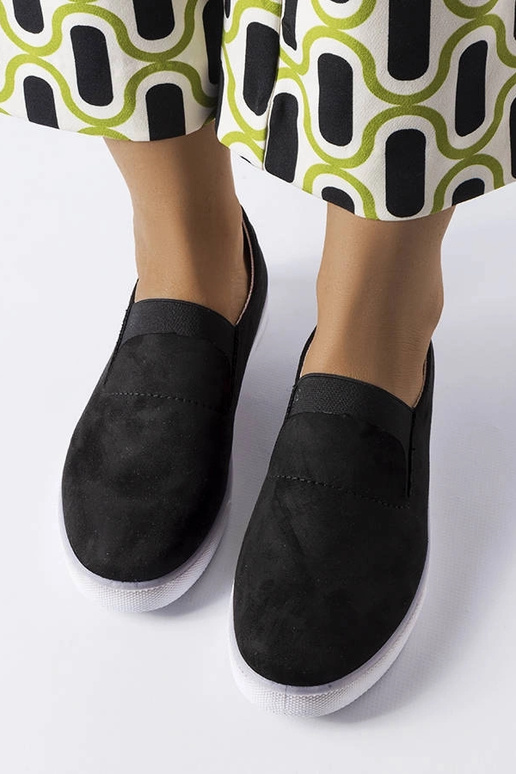 Sneakers neri in similpelle...