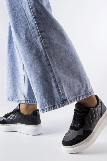 Sneakers da donna Latoya nere