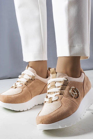 Scarpe sportive color...