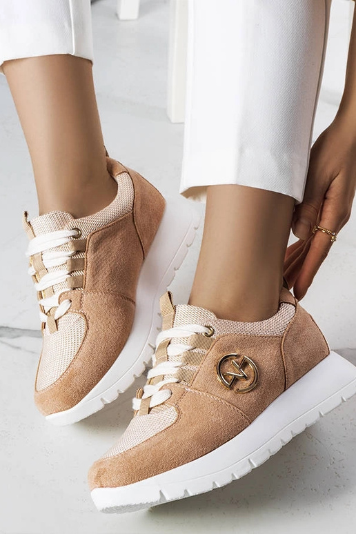 Scarpe sportive color sabbia ant...