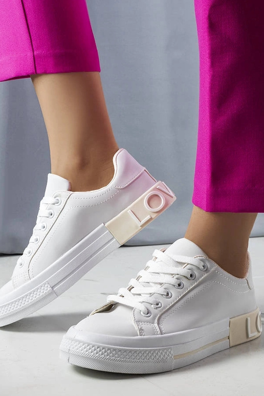 Sneakers bianche e beige decorate con...