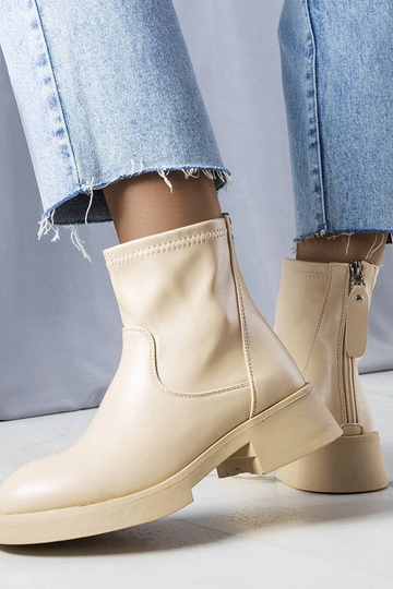 Stivaletti classici beige...