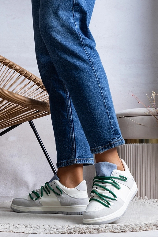 Sneakers da donna grigie con lacci...