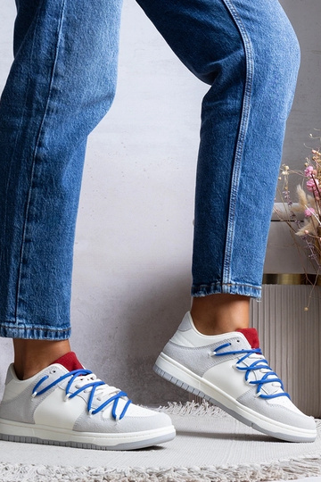 Sneakers donna grigie lacci...