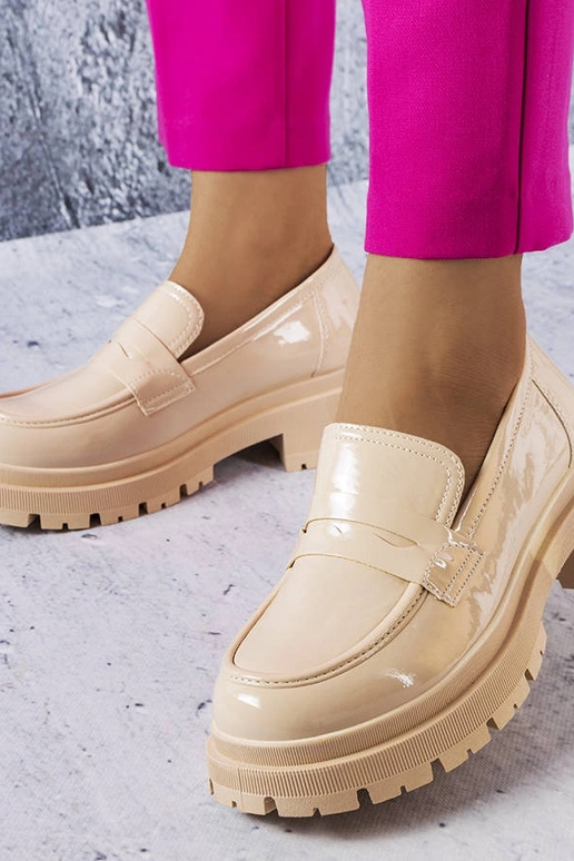 Scarpe Phaneuf in vernice beige