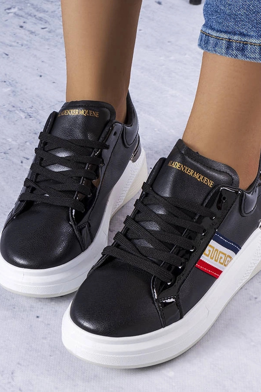 Scarpe nere con inserti in vernice Annot