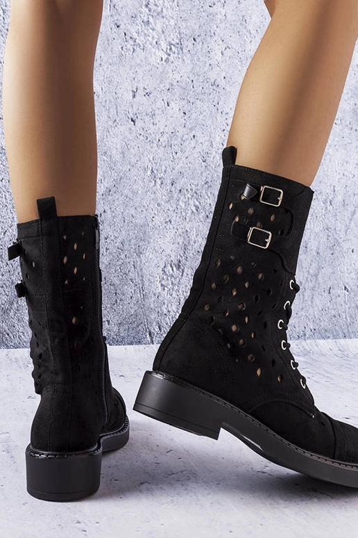 Stivaletti neri traforati Legault