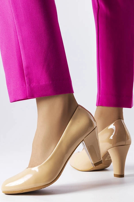 Décolleté in vernice beige Burkett