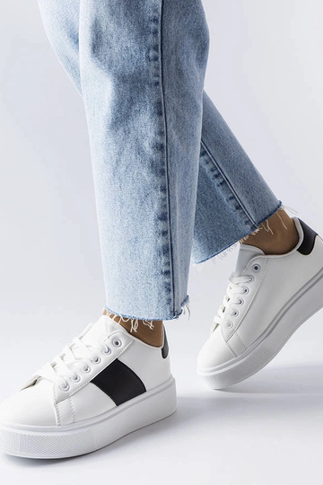 Sneakers bianche con... 2