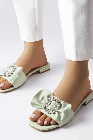 Sandali eleganti verdi con zirconi Fifi