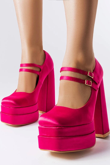 Gabriel scarpe con tacco...