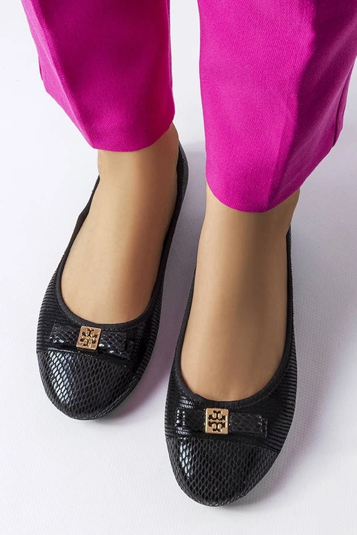 Ballerine nere eleganti con fiocco...