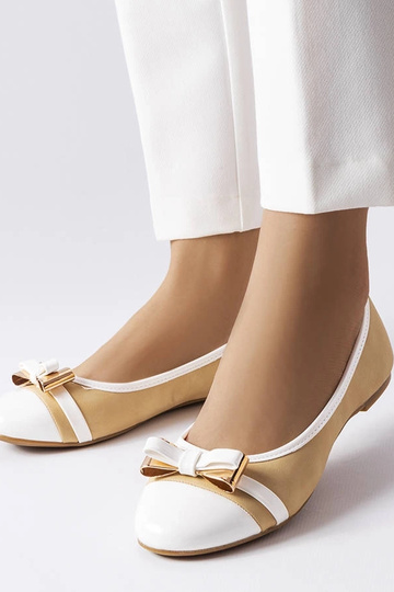 Scarpe bianco-beige con... 2