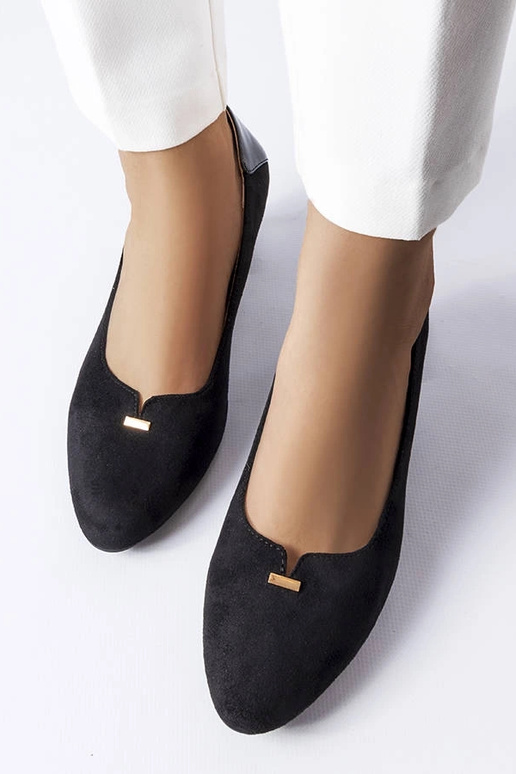 Tacchi eleganti neri, „Vinceza"