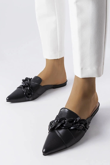 Infradito nere eleganti con catena Patenaude