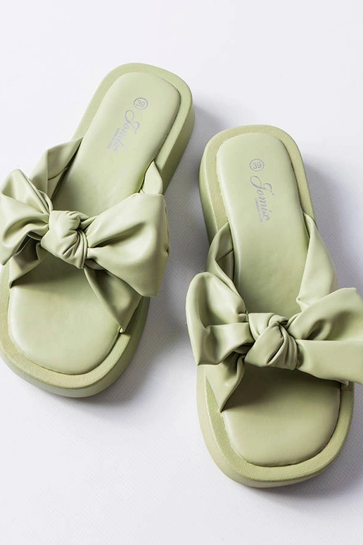 Infradito con plateau verde e fiocco...