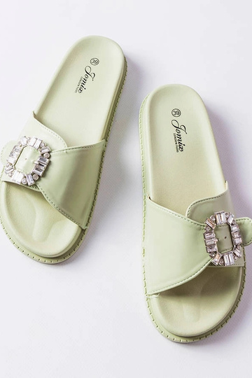 Infradito verdi decorate... 2